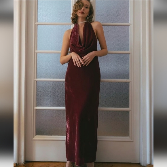 Zara Bloggers Favorite Raspberry Velvet Halter Dress Size Small - Picture 4 of 13